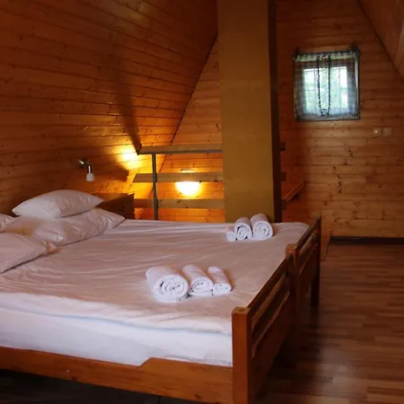 Planinska Vikendica Lucija *