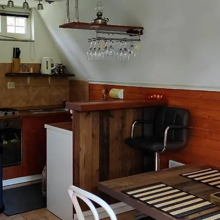 Planinska Vikendica Lucija * Fužine